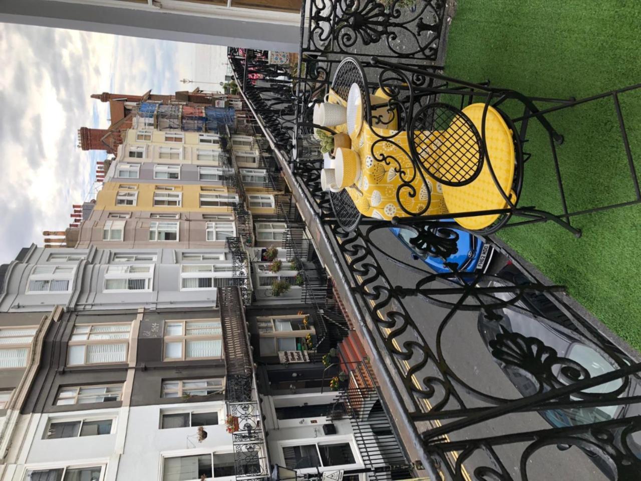 Striking Seaside One Bed Balcony Flat In Brighton Apartment Exterior photo